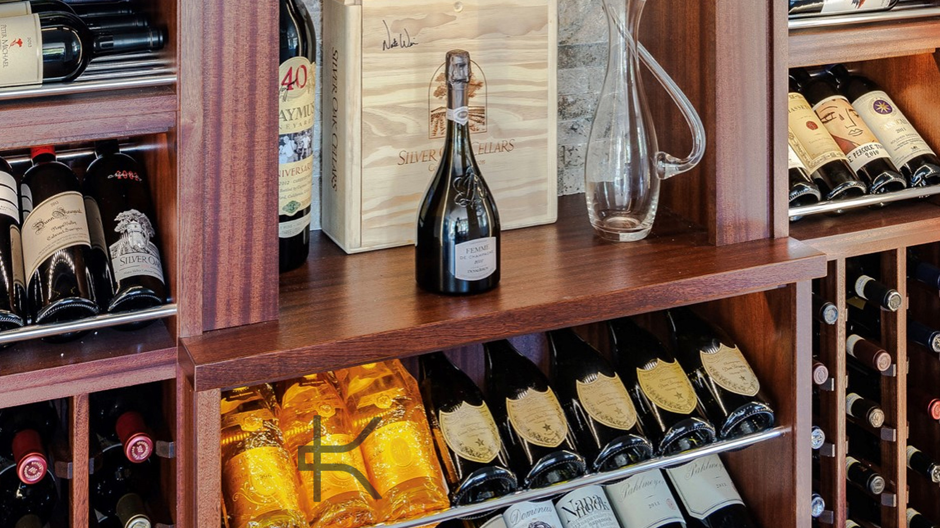 Wine storage parallel rods in retail.