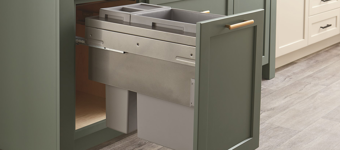 Shop Hailo US Cargo Pull-Out Waste Bin products from Häfele.
